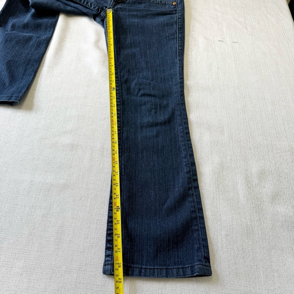True Religion Becky Women's Dark Denim Navy Stitch BootCut Low Rise Size 27 - Picture 8 of 9